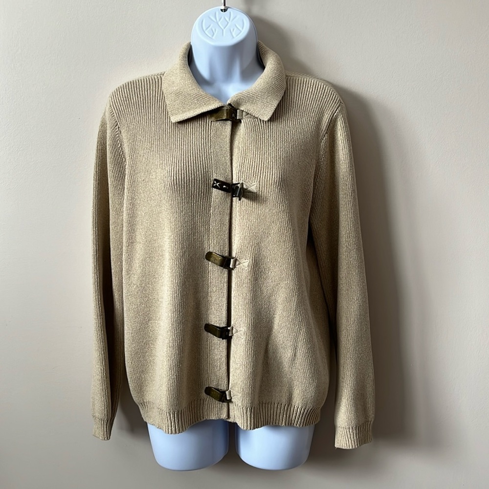 Liz Claiborne Sweater